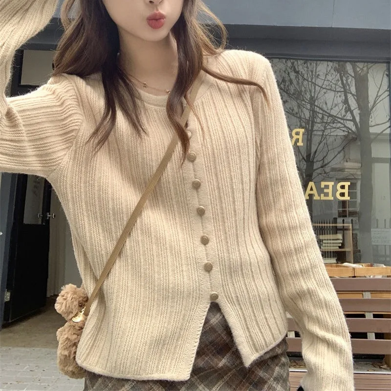 가을 신상 싱글 브레스티드 브이넥 니트 여성 가을 슬림핏 스웨터 젠틀 스타일 탑