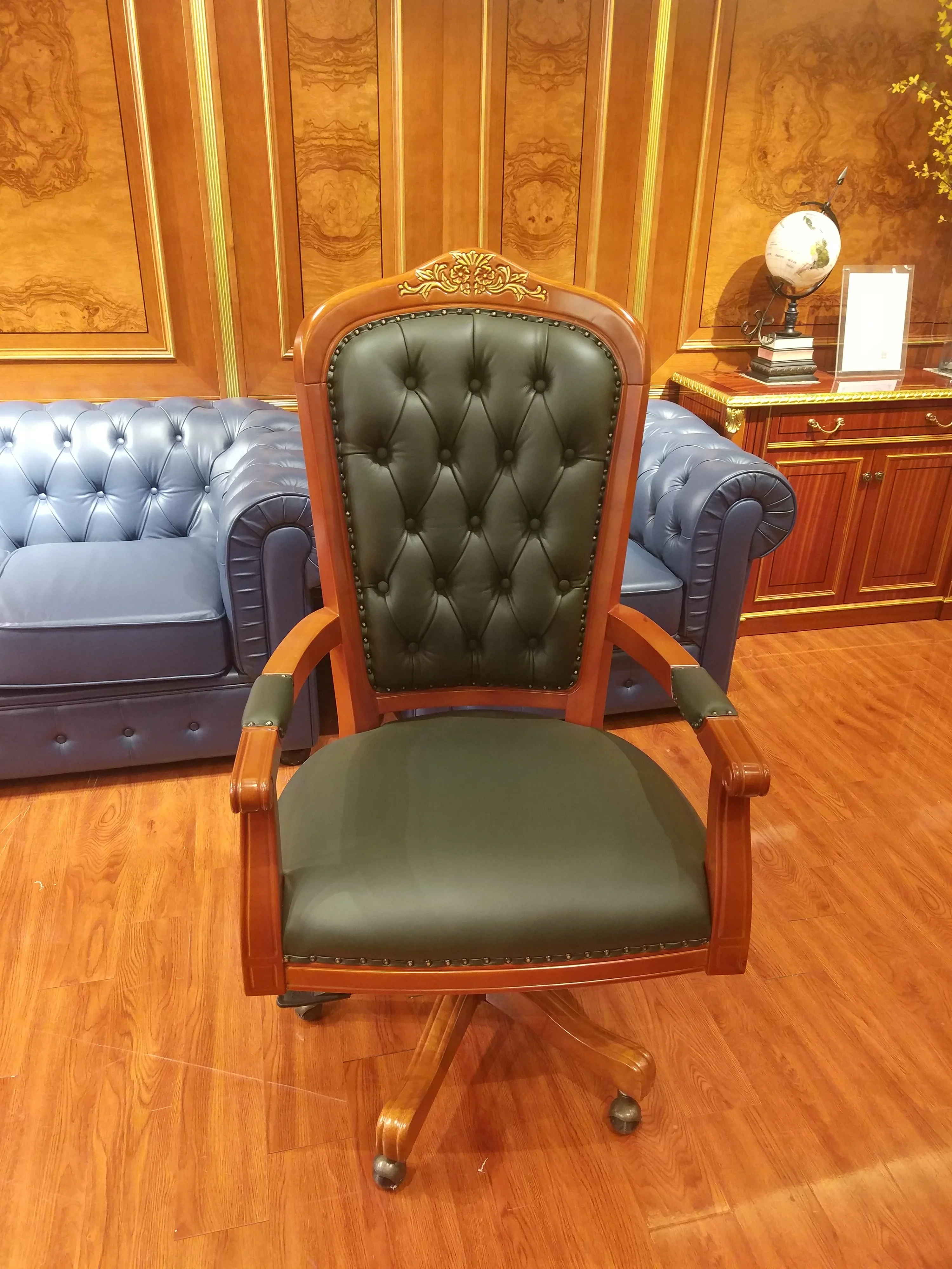 K204 High Back Chair Leather Wooden Boss Chair
