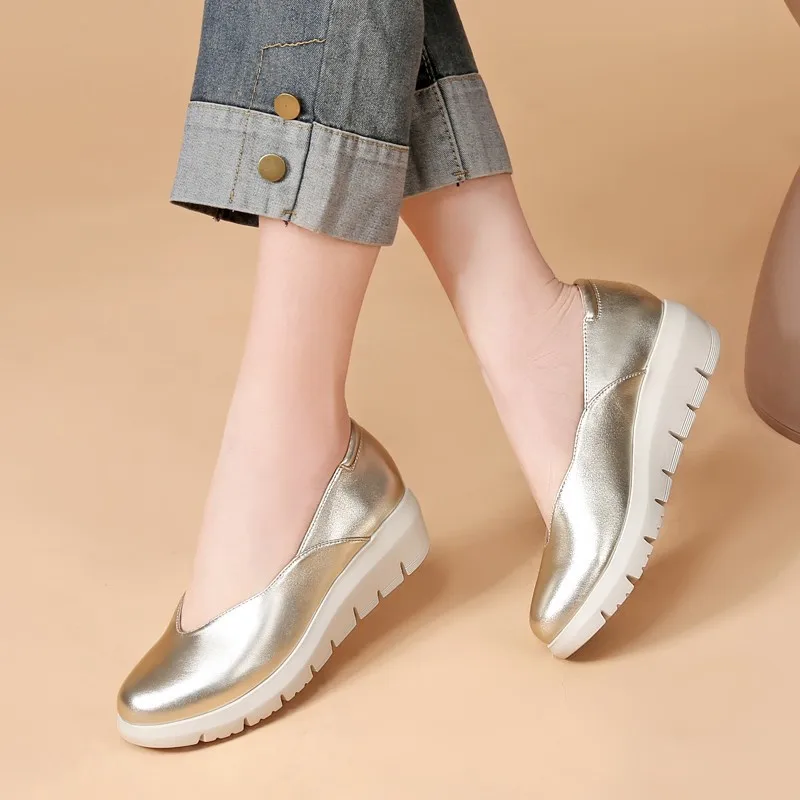 2026 Spring/Summer New Shallow Mouth Pointed Slope Custom Shoes for Women, Low Top Thick soled Sponge Cake Shoes for Women