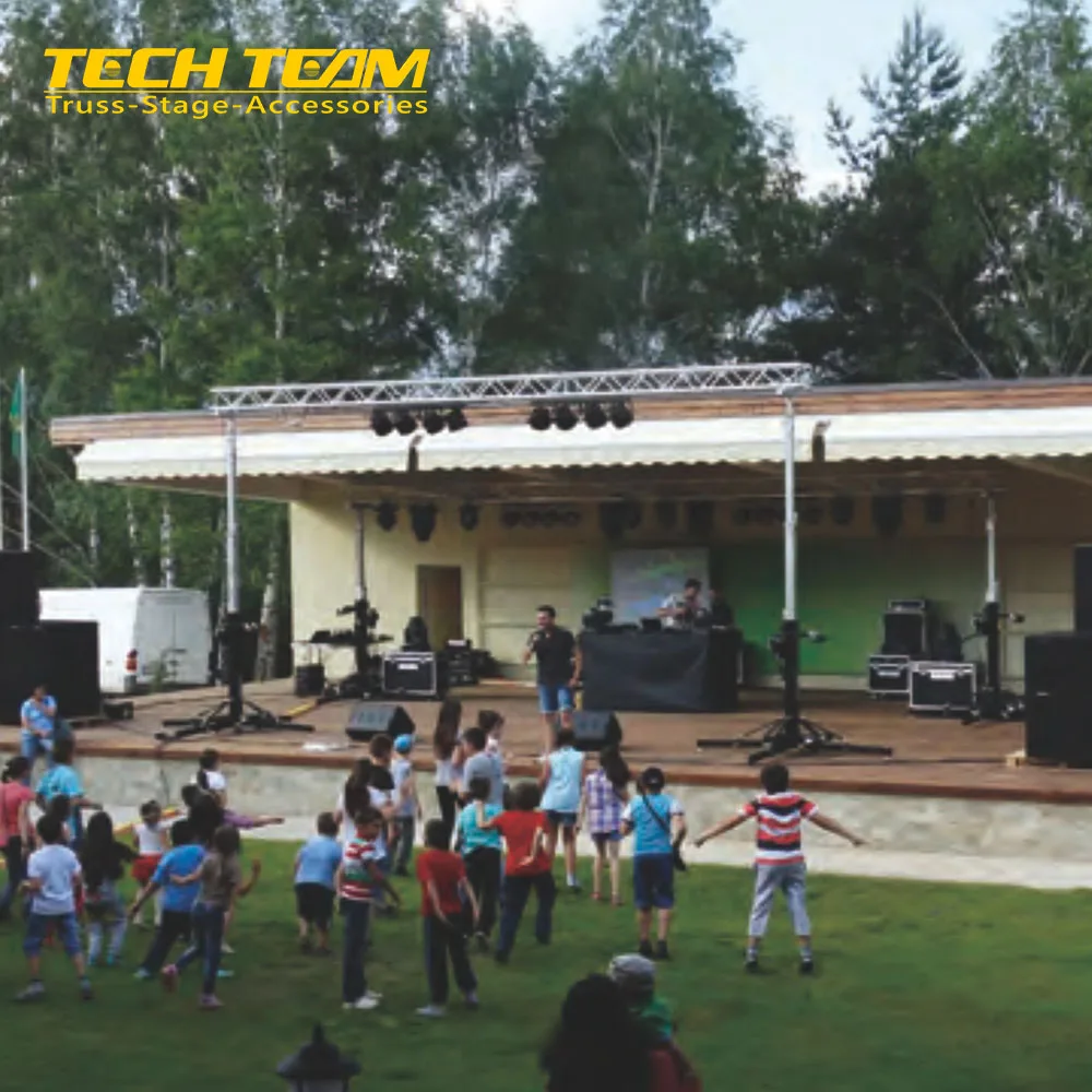 Outdoor Event Stage Big Power 5.5m Height Line Array Audio Speakers for Sale Line Array Speaker Stand