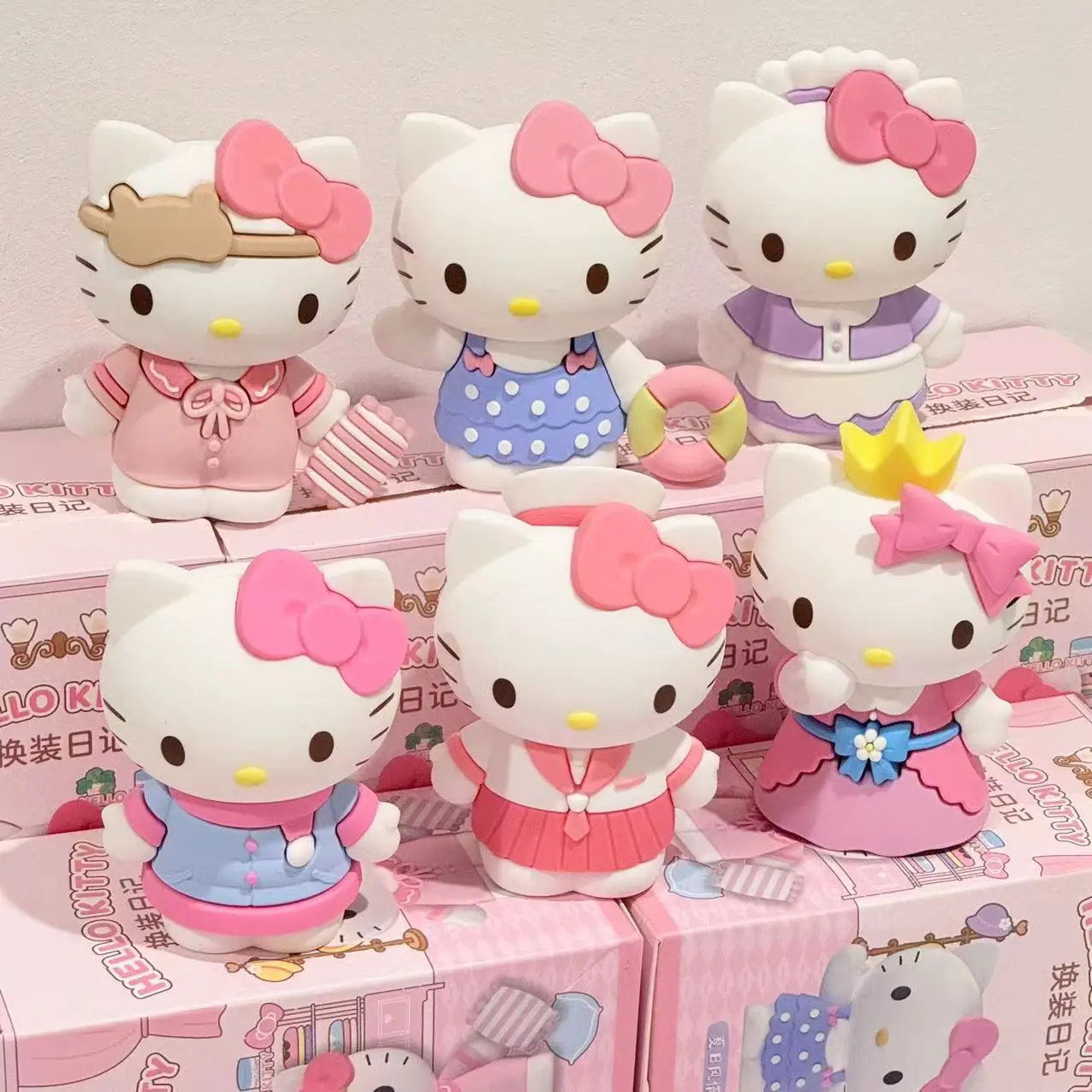 In Stock Sanrio Series Hello Kitty Outfit Change Diary Cartoon Desktop Ornament Cute Anime Figurine Girls Like Birthday Gift