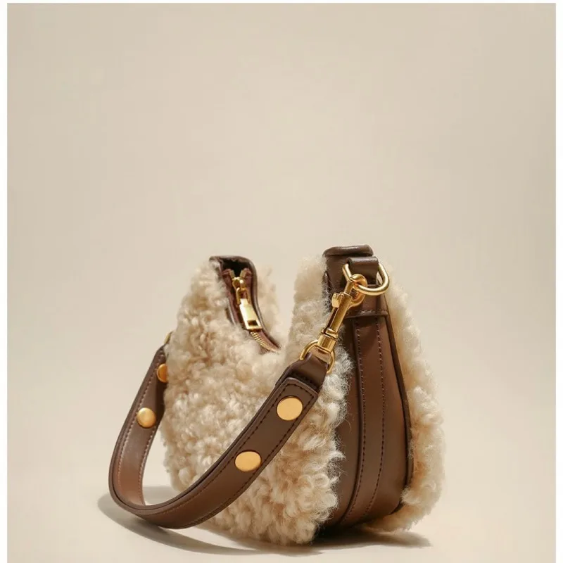 Furry Underarm Bag Winter Lamb Wool Shoulder Purse Women High Quality Fashion Versatile Half Moon Saddle Bag