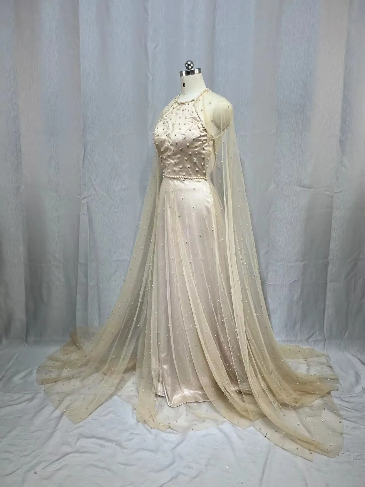 A-line Plus Size Prom Dresses 2022 Champagne Heavy Pearls Women Custom Made Formal Evening Gowns robes de soirée