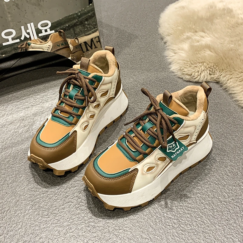 

Women's Fashion Casual Shoes New Thick-soled Korean Version Vulcanized Shoes Increased Retro Comfortable Outdoor Women Sneakers