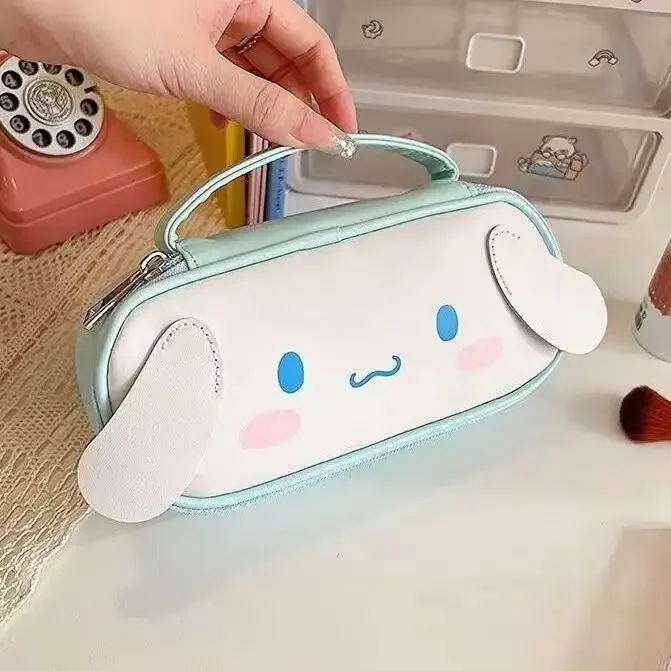 Borsa per penna per studenti Sanrio ragazza Kuromi Melody cannella orecchie Stereo PU divisorio portatile di grande capacità astuccio per matite