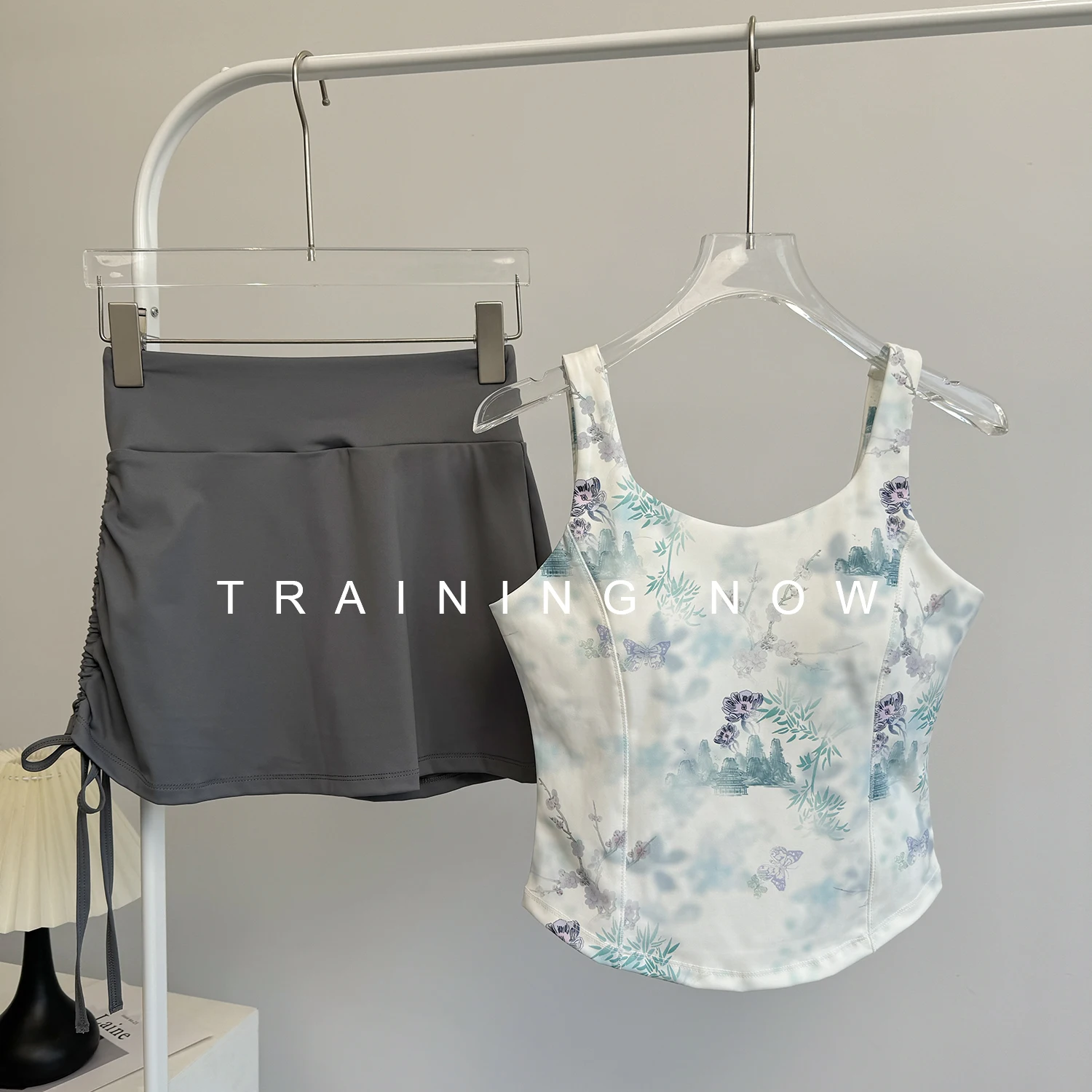 

Sports suits for women summer tennis short skirt 2025 new badminton uniform yoga vest running quick-drying fitness suit