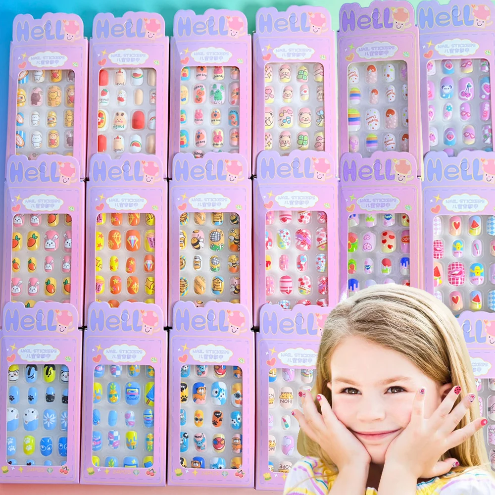24 Stück Niedliche Kinder-Kunstnägel Süßigkeiten-Cartoon Kinder Aufklebenägel Vollständige Abdeckung Acryl-Nagelspitzen Mädchen Prinzessin Tragbare Falsche Nägel