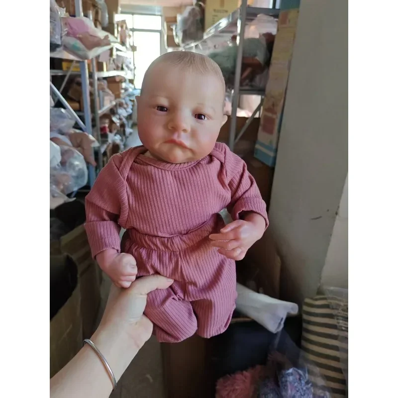 Bambola rinata realistica Levi da 49 cm, ragazza fatta a mano che sembra vero set per bambini dai 3 anni in su