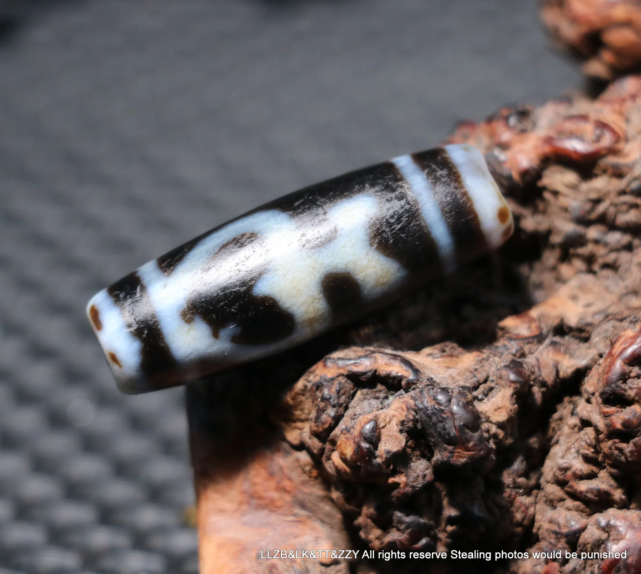 Unique Style Magic Power Energy Tibetan Old Agate Aquarius Treasure Bottle dZi Bead Amulet Fit for Bracelet UPD220907A87