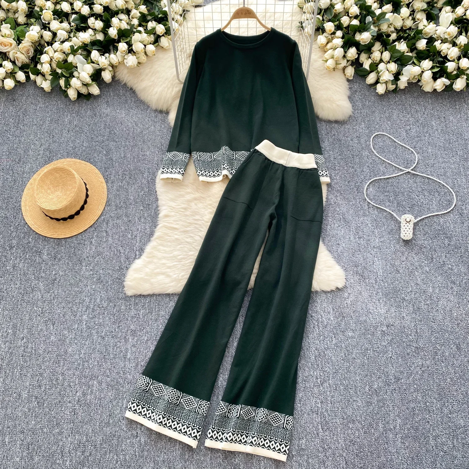 Women Two-Piece Sets Slim Basics Long Sleeve O-neck Print Knit Top and High Waist Wide Leg Pants Korean Autumn Winter Clothing