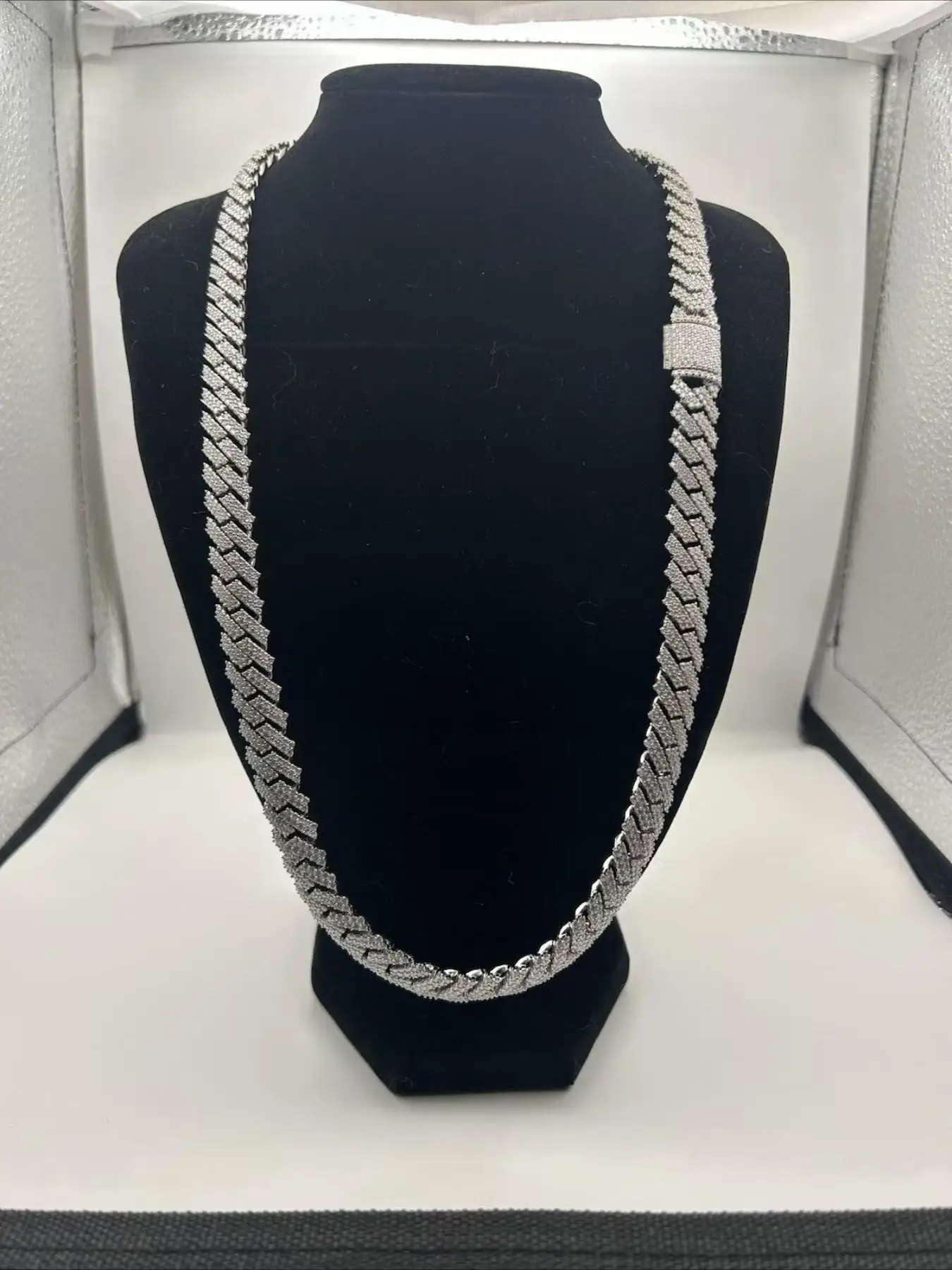 Charming Hip Hop Style Diamond Set 14mm 2Row Handmade VVS1 Cuban Chain Necklace-Perfect for Parties,Halloween Thanksgiving Gifts