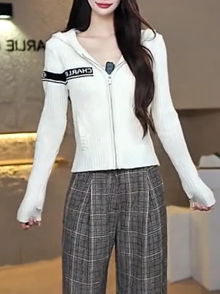 

Korean Sle Large Size Hooded Knitwear Color Blo Slimming Age Reduction Top Women's Faion Autumn New Arrival