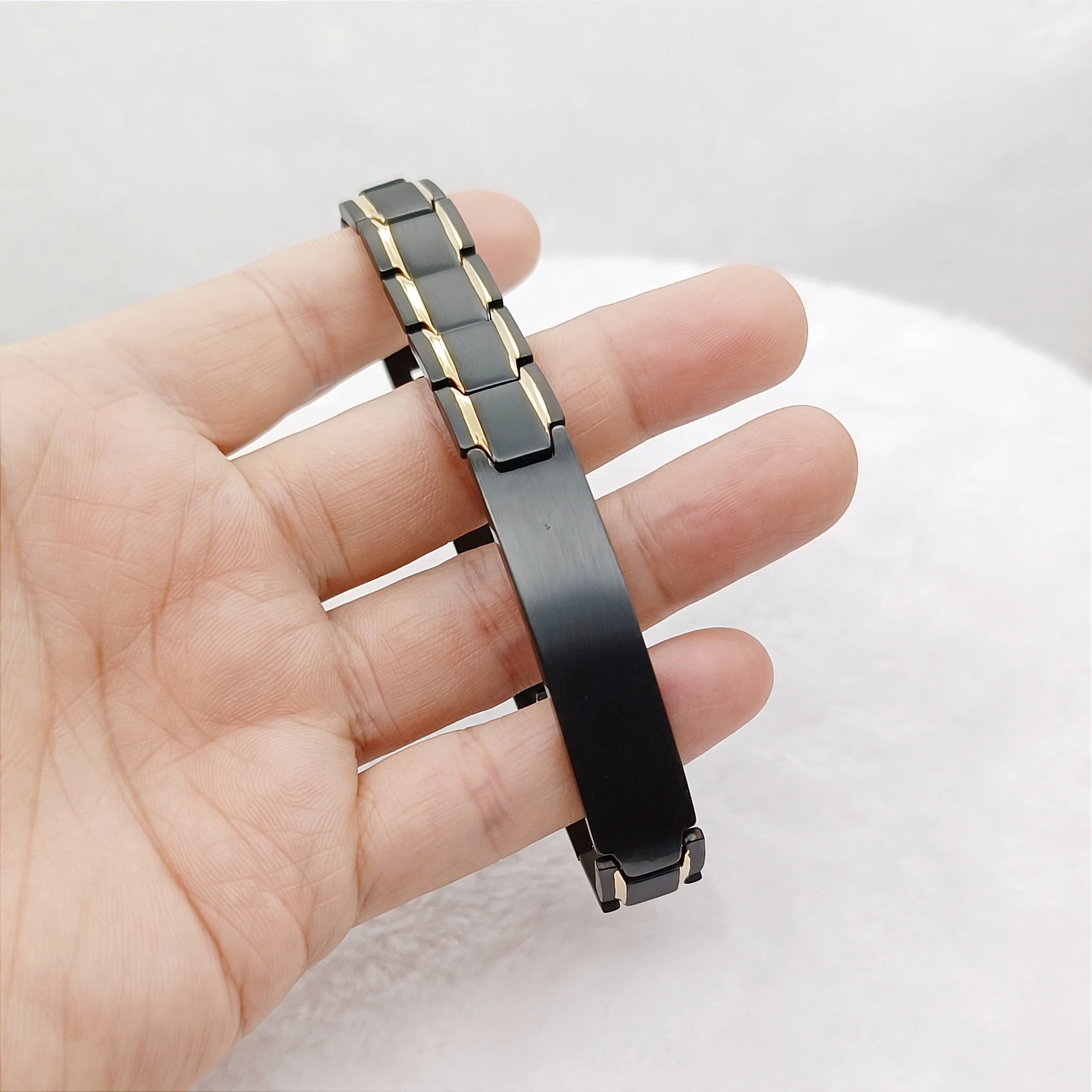 Designer Western Fashion Jewelry Bracelets For Men Cool Bicolor Black Surgical Stainless Steel Magnetic Bracelet Male Boys