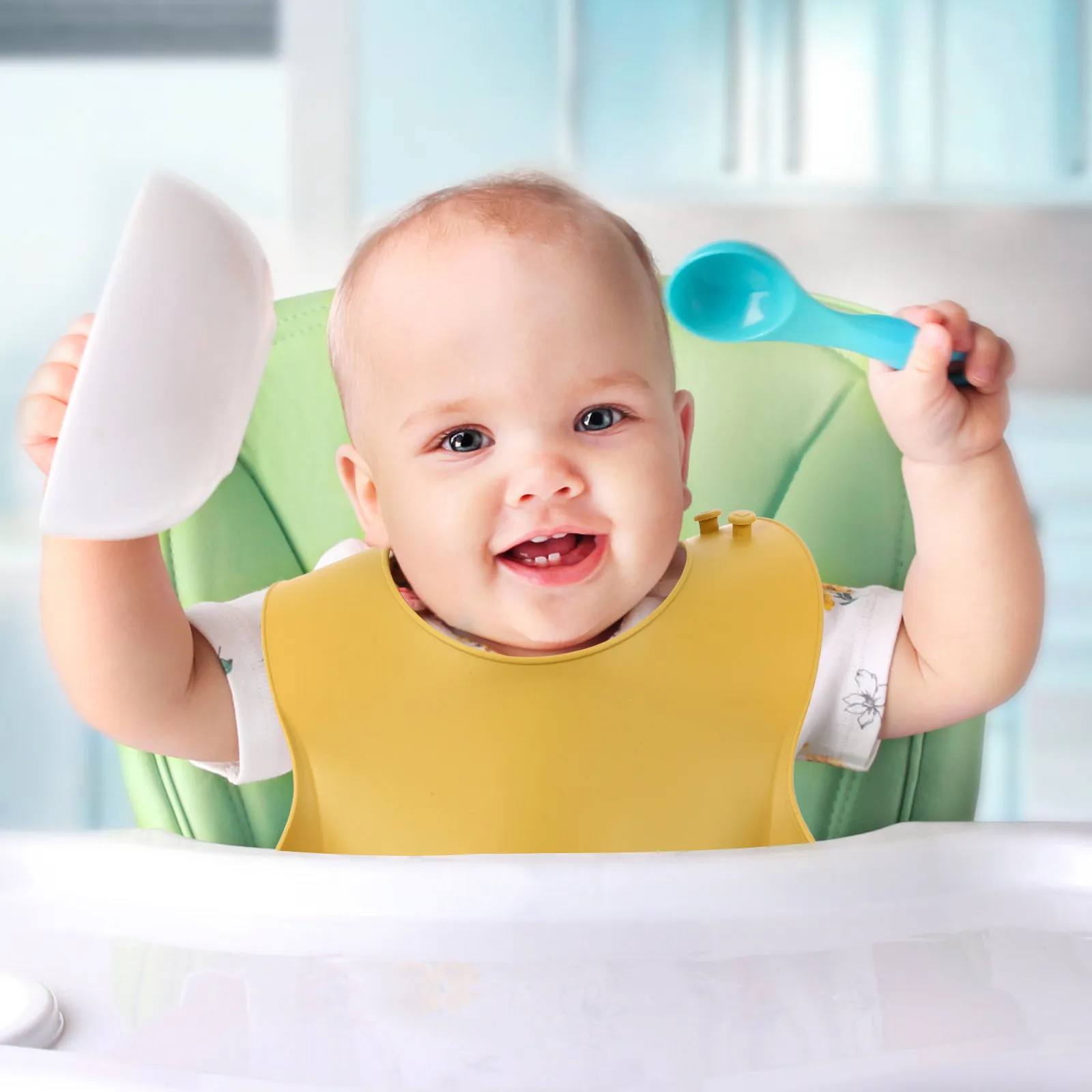 

Water-proof Infant Feeding Bib Saliva Apron Waterproof Clothes Protector Baby Supplies Kids Eating