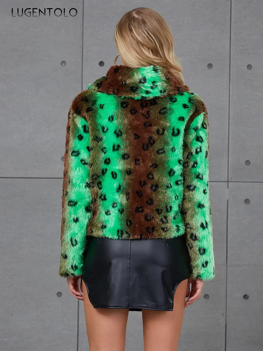 Cappotto corto in peluche da donna in pelliccia sintetica nuovo autunno inverno Leopard Peacock Camouflage Spots Jacket Lady 2023 Street Fashion Cloth