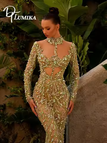 Charming See Through Evening Dress Luxurious Rhinestones Beads Customized Prom Gown Fashionable Cut Out Glitter Party Wear