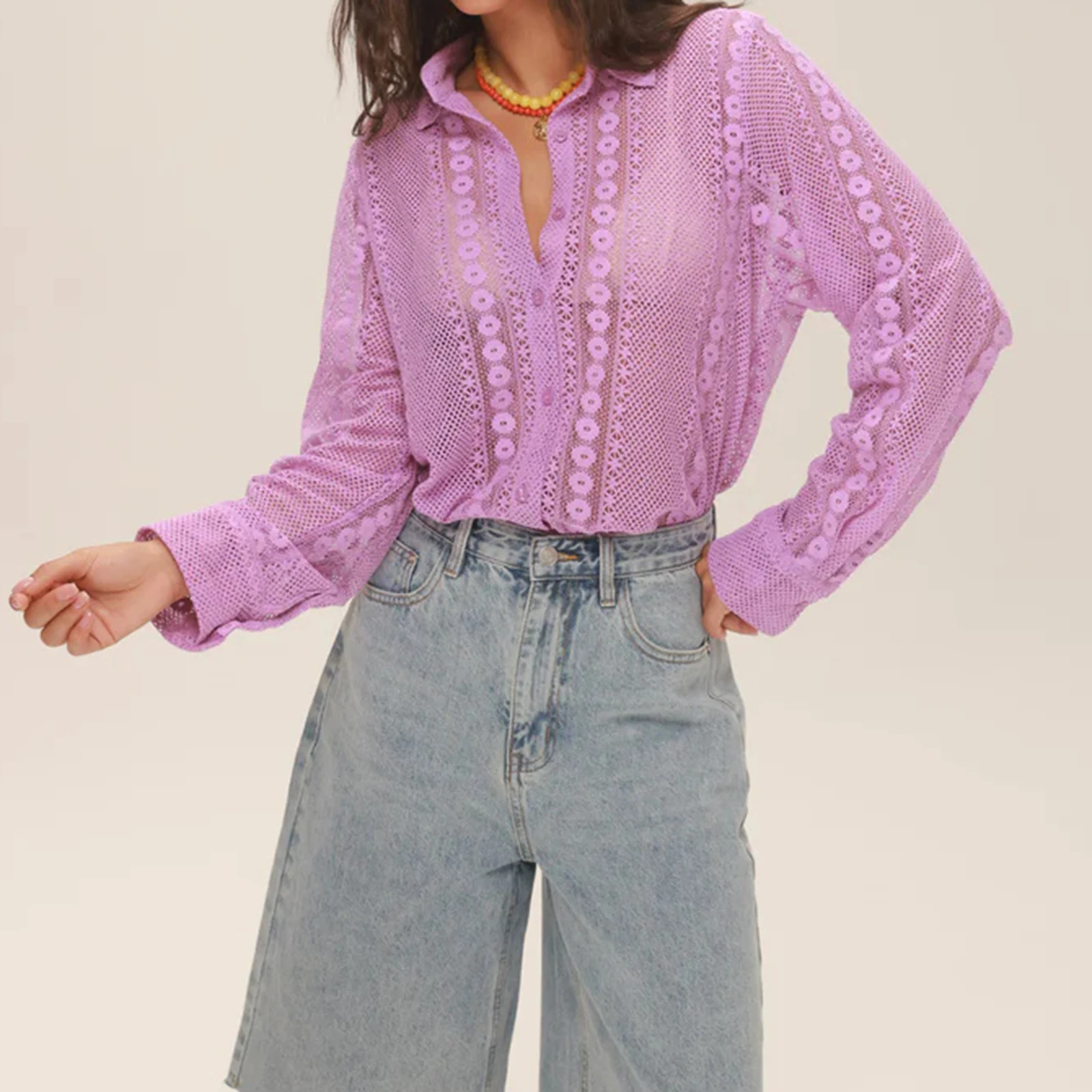 بلوزة نسائية شفافة من الدانتيل شفافة شفافة، قمصان فضفاضة كاجوال بأكمام طويلة وياقة بأزرار لربيع الخريف