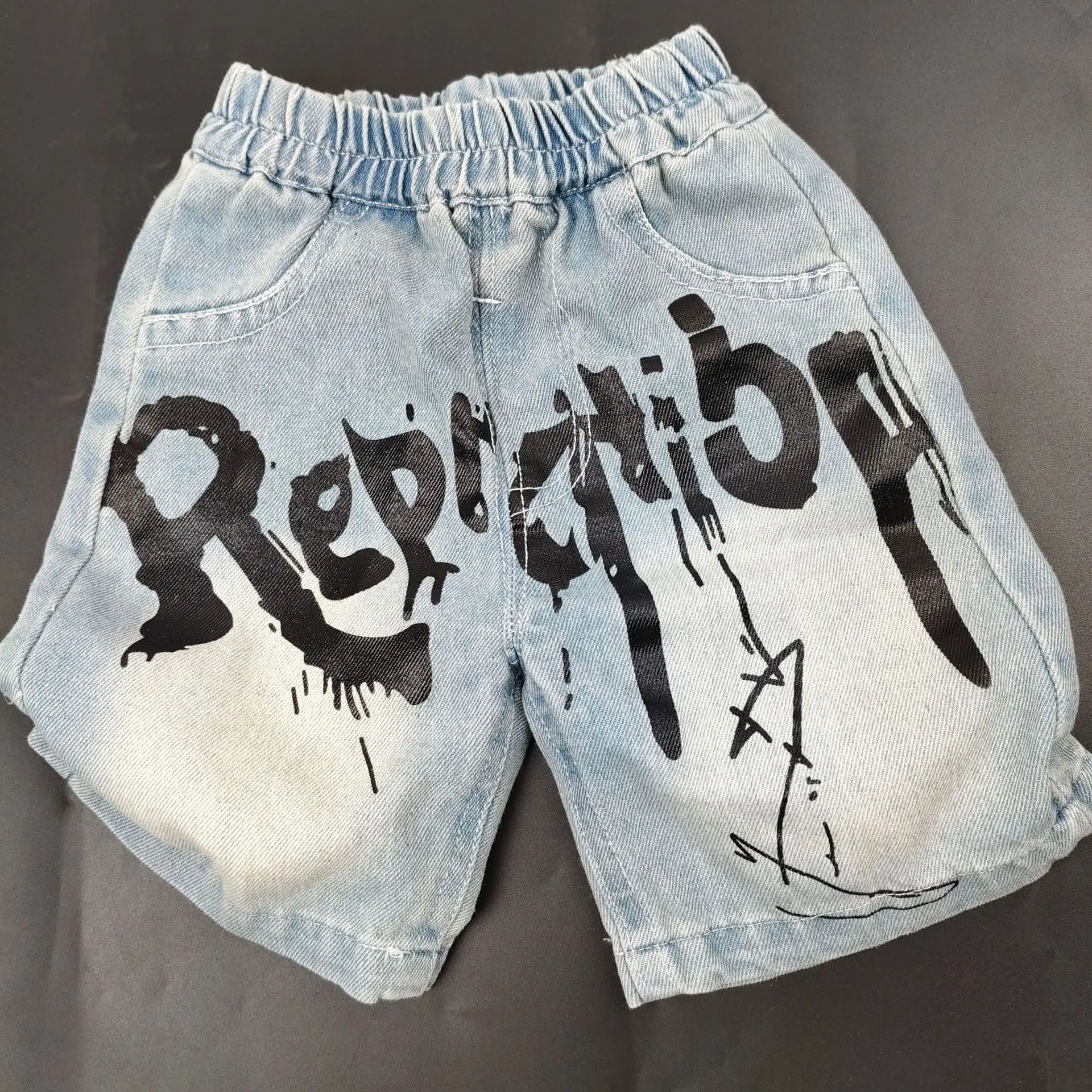 Kids Knee Length Pants Boys Graffiti Drawing Denim Shorts Elegant Children Casual Short Jeans 2-10 Year