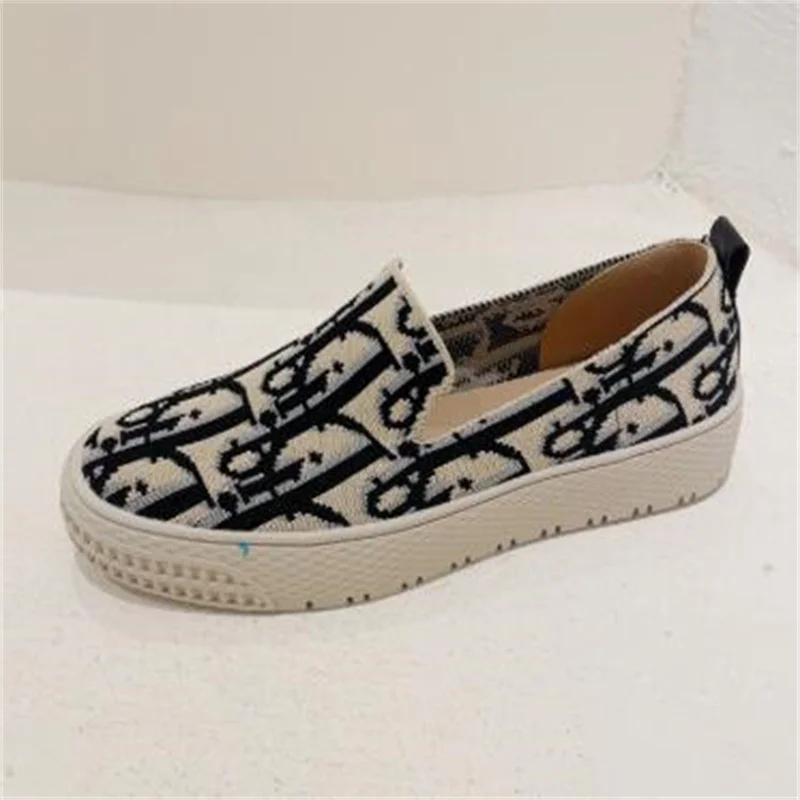 

Graffiti women's shoes, suitable for spring and summer 2025, made of deep cut fabric, casual flat woven soft soled shoes