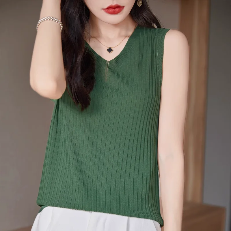 Korean Fashion Summer New Tank Top Women Solid Ice Silk V-neck Screw Thread Temperament Versatile Loose Sleeveless Knitting Vest