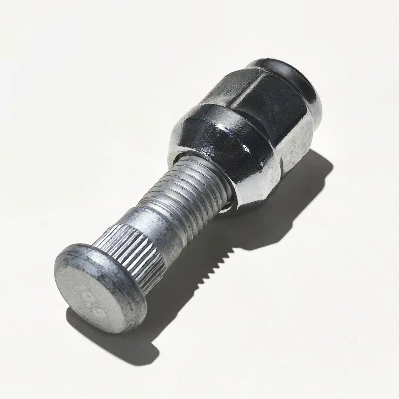 For Chevrolet Captiva Lova Opel Antara Car Wheel Screws Fixing Bolts Car Wheel Nut Caps Protection Covers Caps