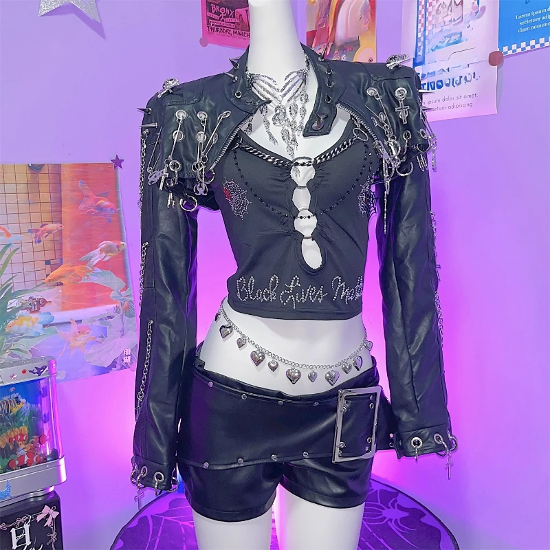 Pakaian Wanita Subkultur Gadis Seksi Y2K Eropa-Amerika, Punk Dark New Rock Metal, Celana Pendek Kulit PU dengan Gesper dan Rivet