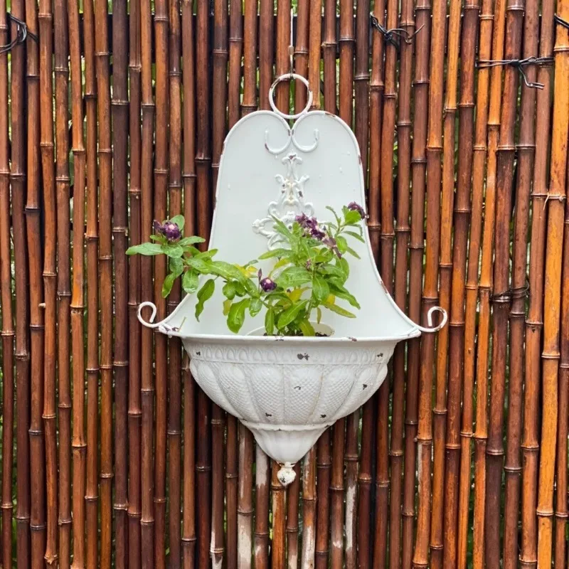 Half Round Wall Mounted Iron Planter Vintage Rustic Embossed Distressed Durable Flower Pot for Garden Patio Yard Wall Decor