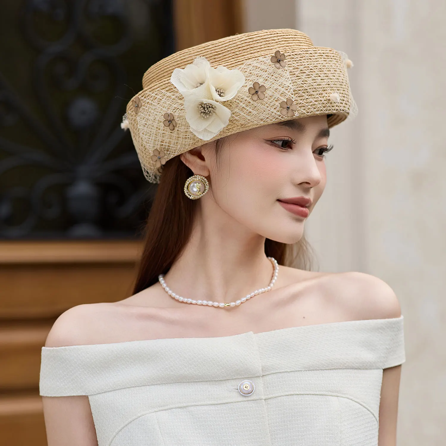 

Silk and linen Decoration Natural Grass 100% Lafite Straw Hat Vacation Handwoven Sunscreen Flat Sunshade Hat Flower Beach Hat
