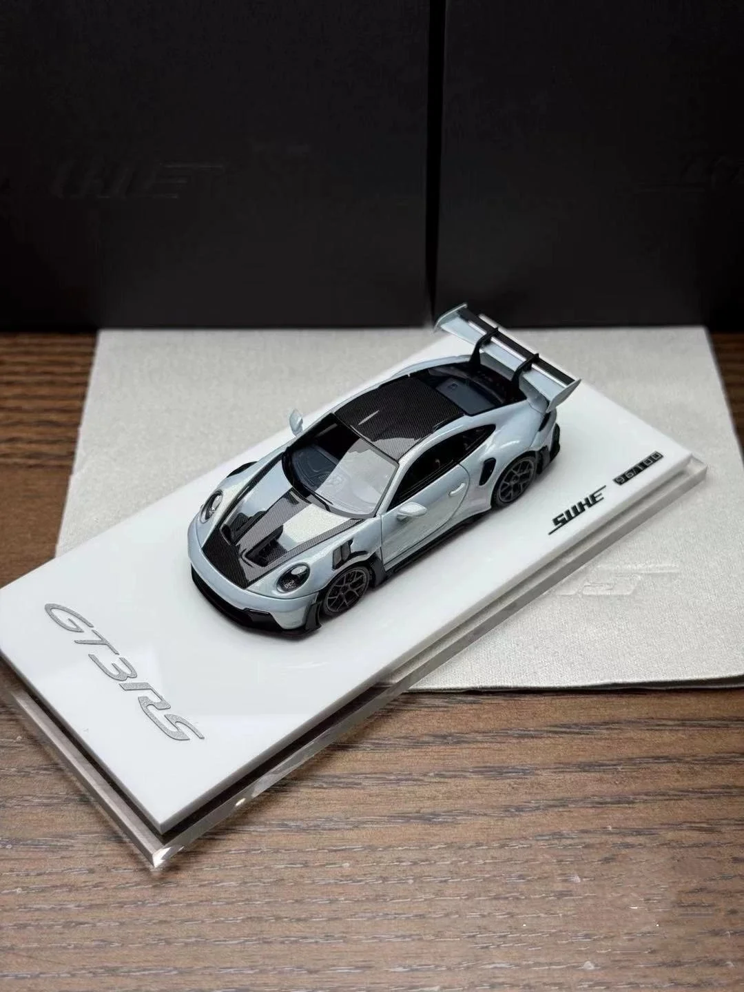 

SUHE 1:64 992 GT3RS New Four-Color Limited Edition Resin Model Collection Gift