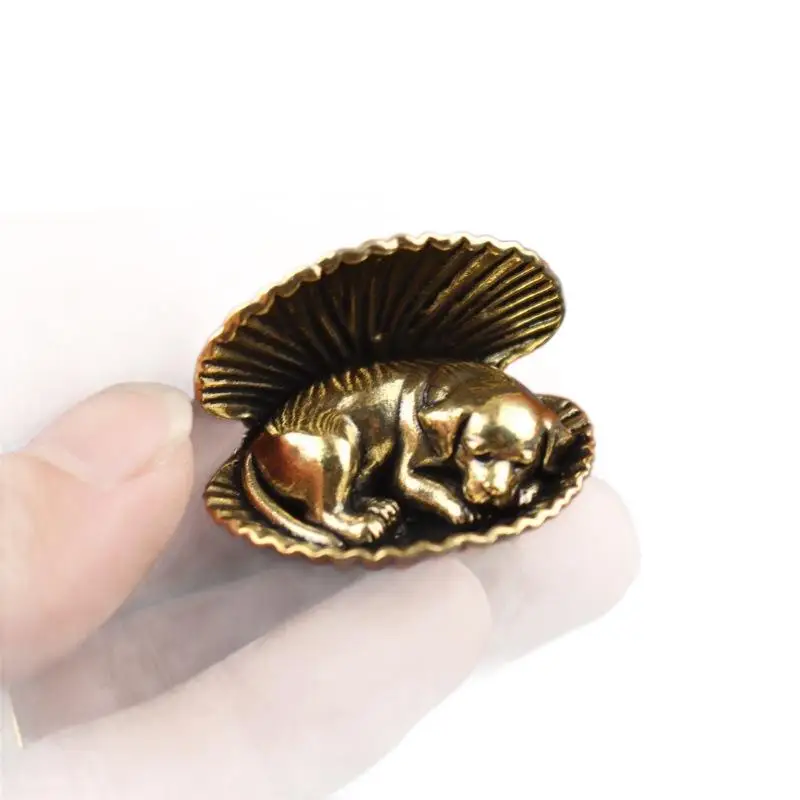 Sleeping Puppy in Shell Statue Vintage Alloy Sausage Dog Figurines Miniature Desktop Ornament Tea Pet Crafts Gifts Home Decor