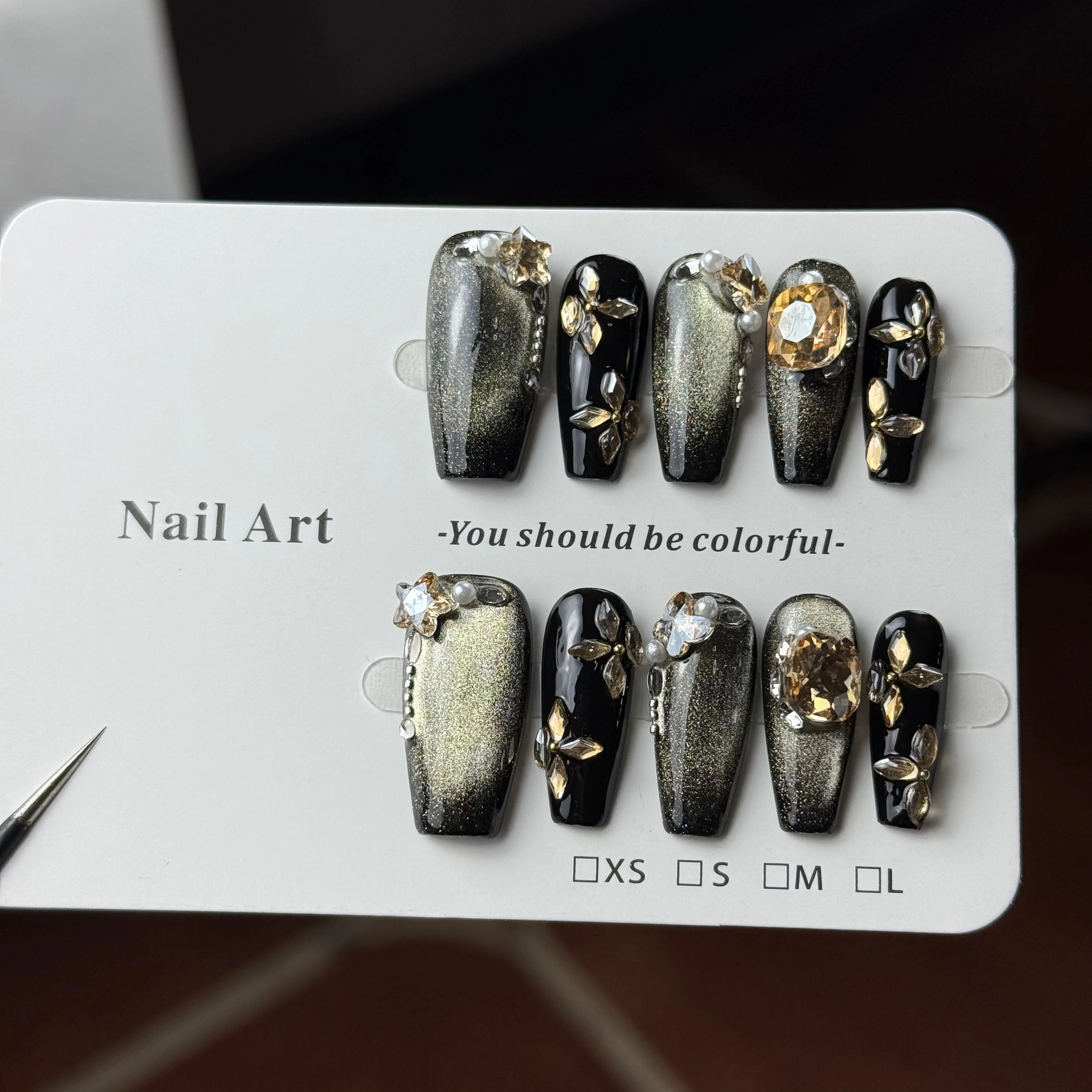 

10 шт., высококачественные ретро-золотые женские ногти, сверкающие маленькие бриллианты Майярда, черные и золотые накладные ногти ручной работы «кошачий глаз»