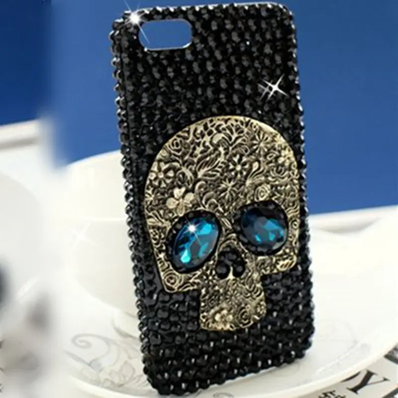 

DIY Handmade Blue Eyes Skull Drill for iPhone 13ProMax 13 12 11 Xs XsMax Xr 7 8Plus Friends Style Drop Resistant Bumper Cover