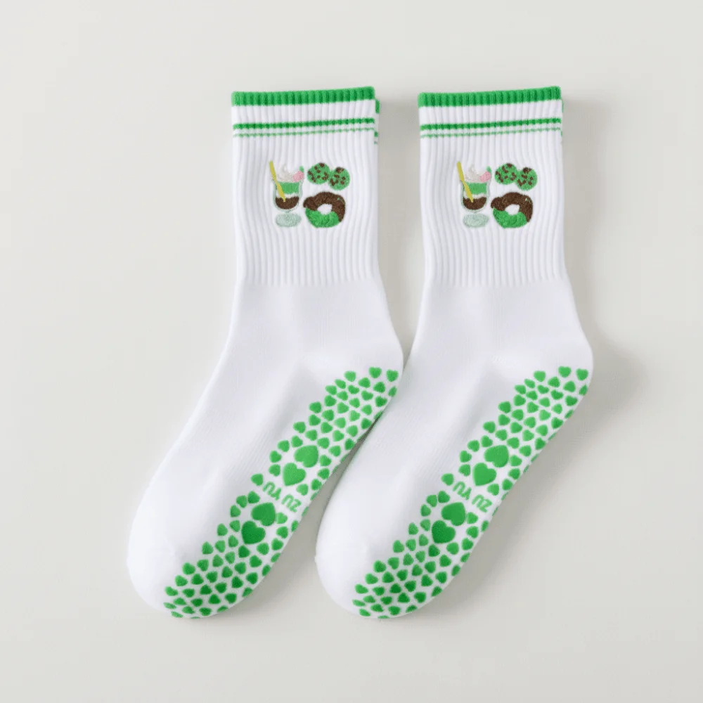 جديد القطن جوارب بيلاتيس Harajuku الشارع العرق ماصة الكرز التطريز الجوارب عدم الانزلاق قبضة تنفس منتصف جوارب أنبوبية #2