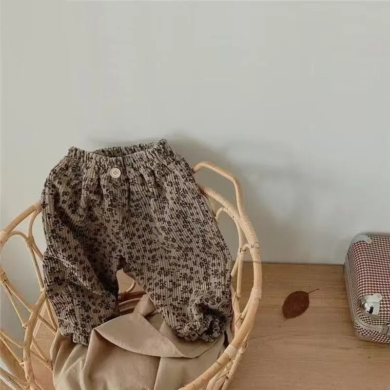 Pantalons décontractés pour enfants pour le printemps et l'automne, nouveaux Styles pour garçons et filles, sarouel en velours côtelé, pantalons lanterne pour filles, tendance