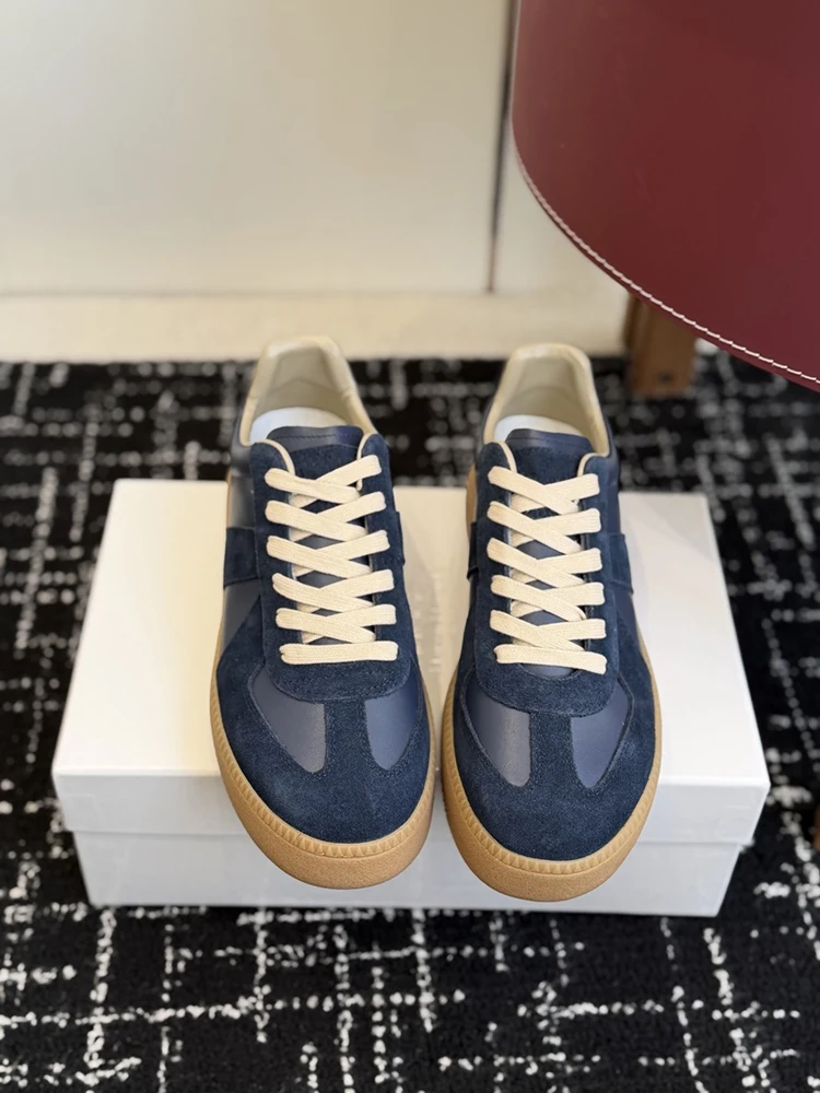 Spenneooy Autumn Winter New style Sports shoes Lace Up Thick sole Woman black Leisure Genuine leather material Sports shoes