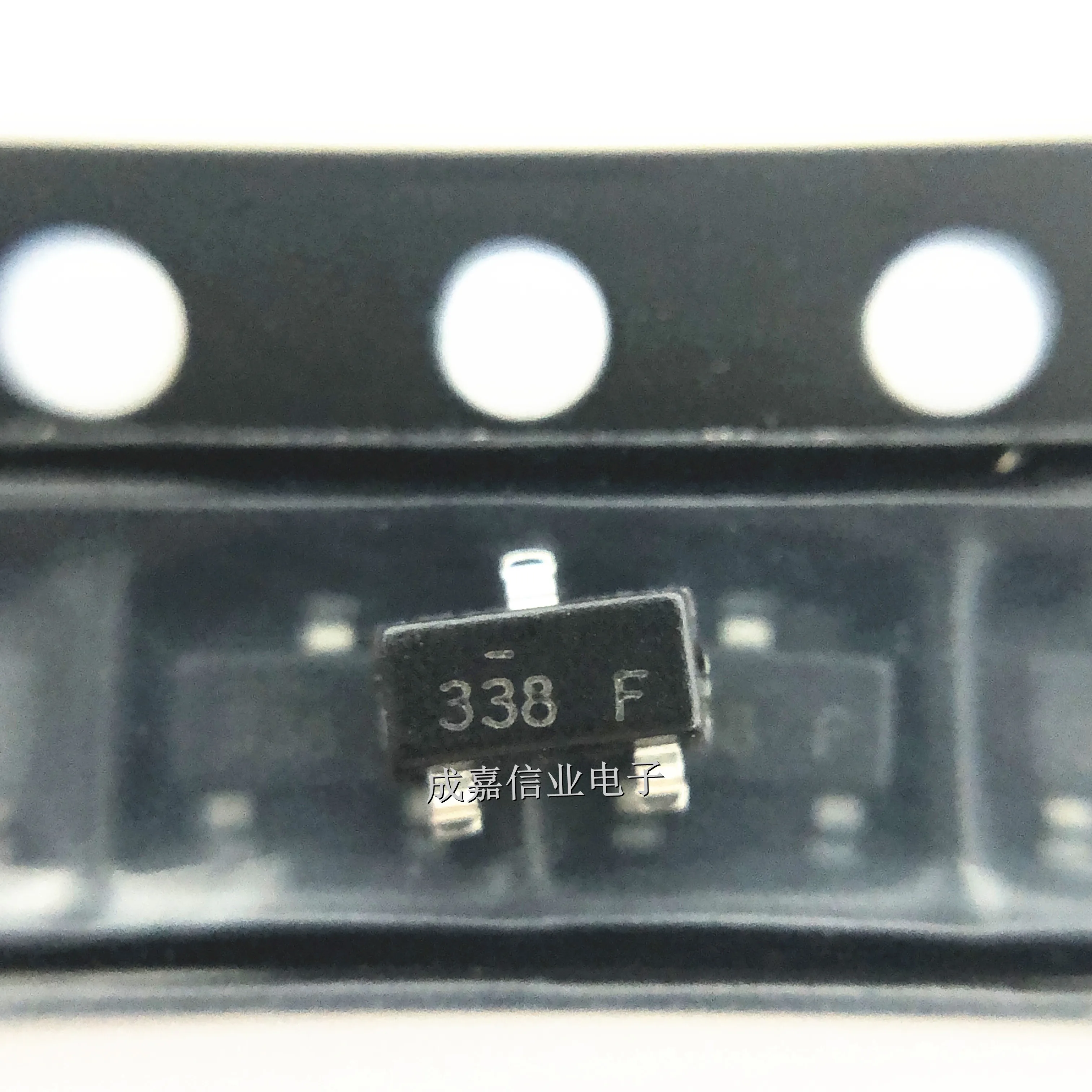 

10pcs/Lot FDN338P SOT-23-3 MARKING;338 P-Channel MOSFETs 1.6A 20V 115mOhms Operating Temperature:- 55 C-+ 150 C