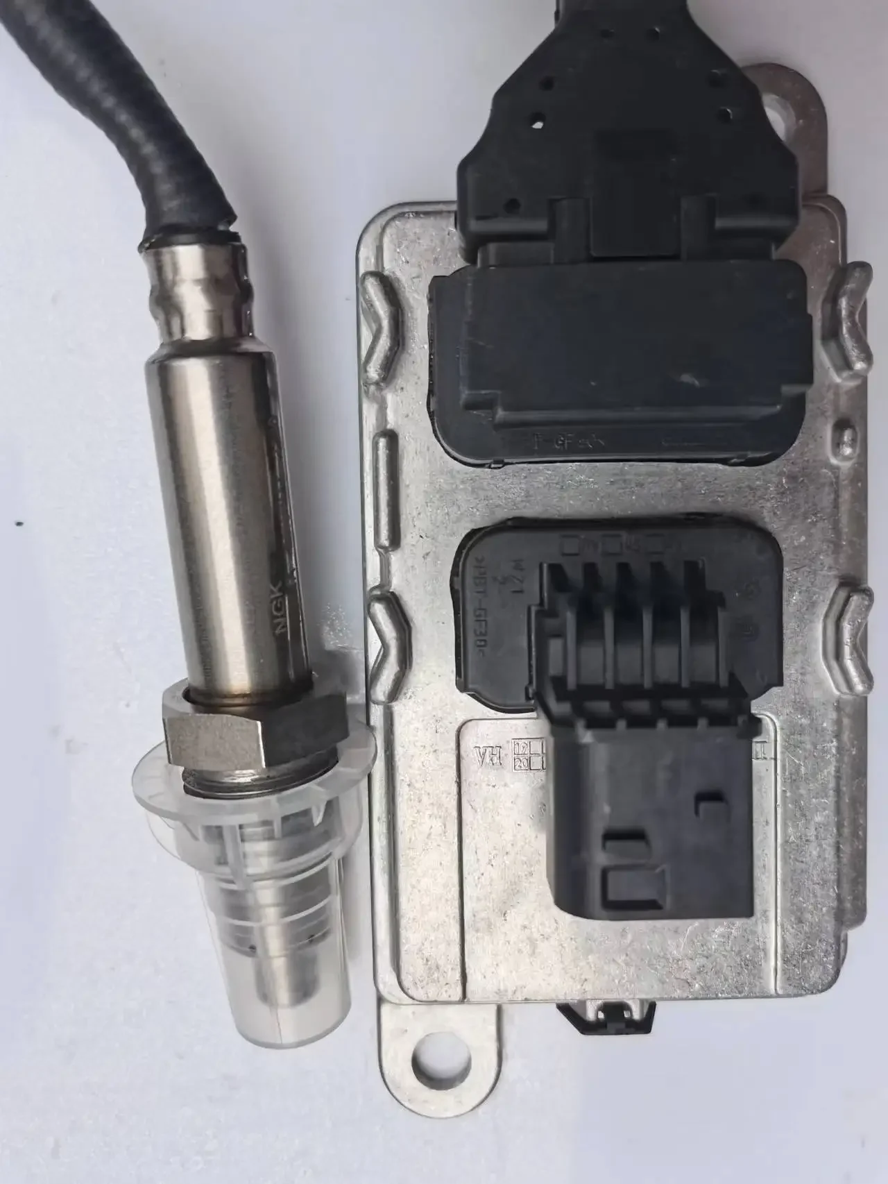2294291/2064769/2247381/2296801 5WK9 7401 5WK97401 Nitrogen Oxygen Sensor For Scania Motor Truck Accessoires