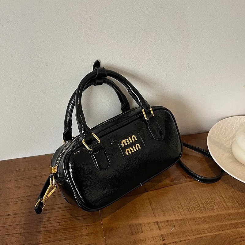 

New Style Exquisite Crossbody Bag - High-End Niche Trendy Versatile Modern Design for Women's Fashionable Sweet Retro Use