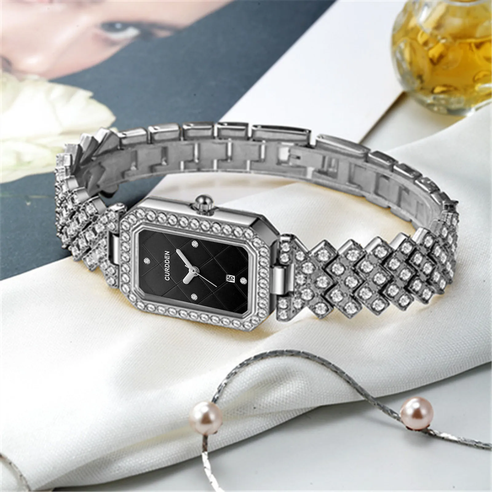 Women's Watches Fashion Original Quartz Wrist Watch For Ladies Roman Dial Dazzling Diamond Waterproof Luminous Luxury New