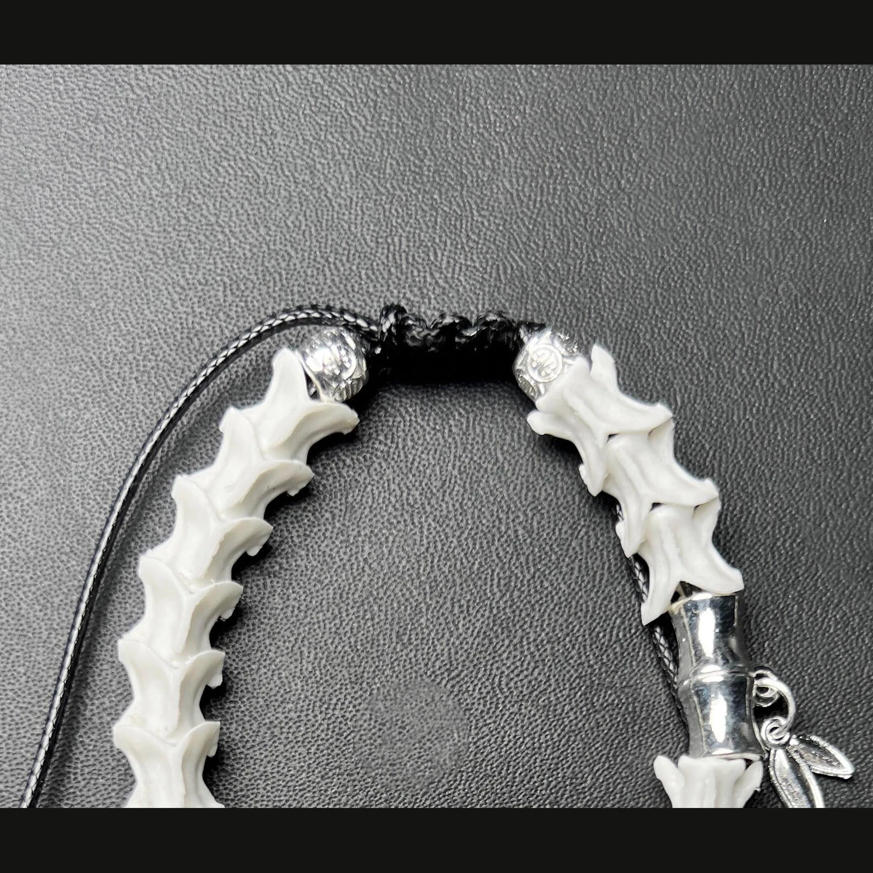 3146 Unique Handmade Snake Bone Bracelet Adjustable Size Metal Pendant Decoration Dark Punk Retro Style for Men Women Party Gift