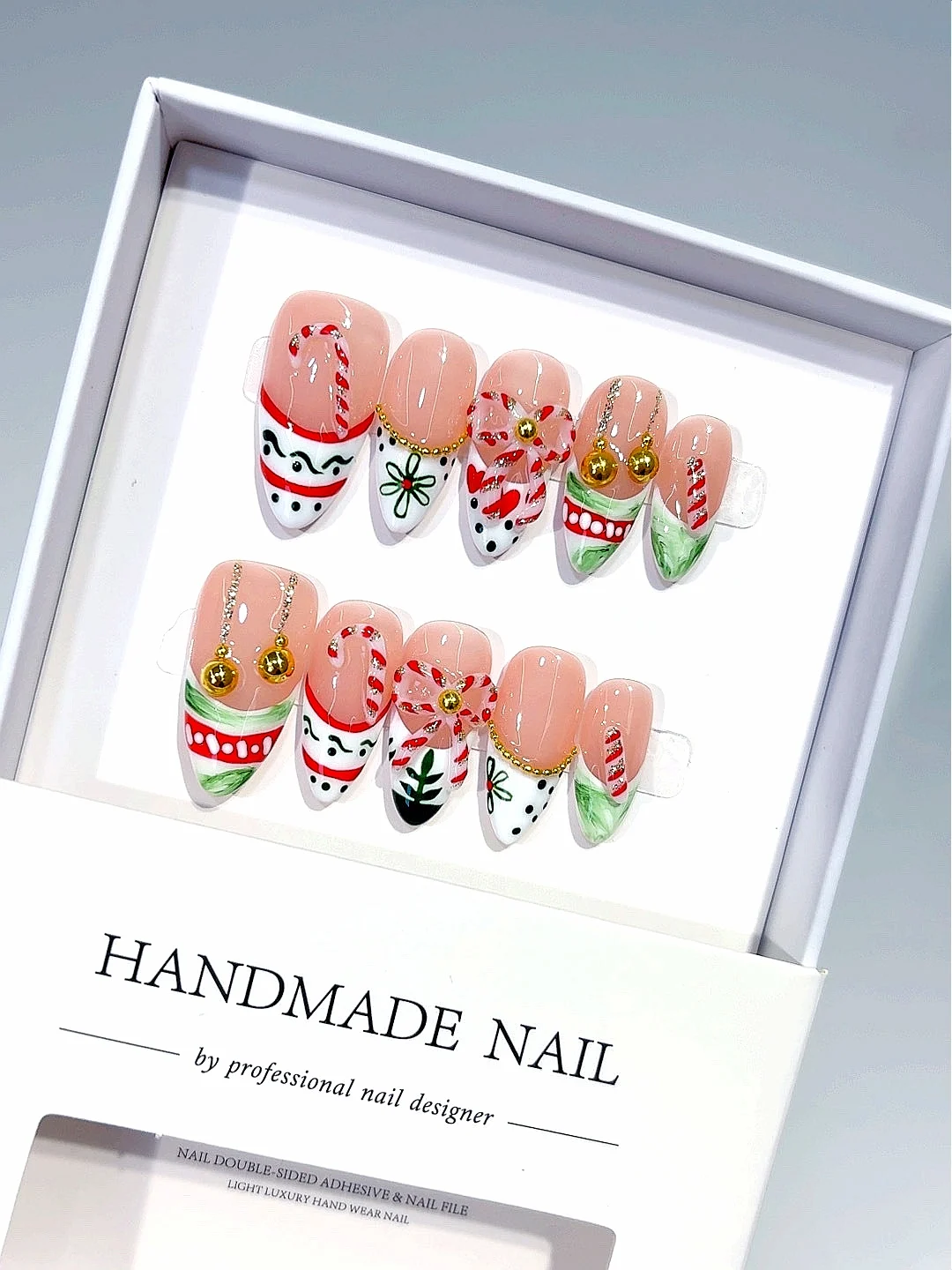 

Пресс в форме миндаля на ногтях — рождественский дизайн конфетной трости и банта, праздничные накладные ногти для женщин, праздничный дизайн ногтей (D592)