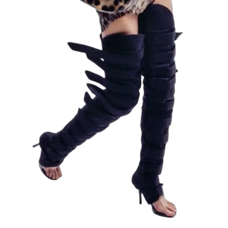 Bottes longues noires à crochet et boucle, chaussures Sexy à bretelles et bout ouvert pour femmes, bottes hautes élégantes et Cool, chaussures de soirée à la mode