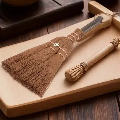 Balai marron en matériau de haute qualité, 1 pièce, balai de nettoyage ménager multifonctionnel, rangement facile avec conception de corde suspendue