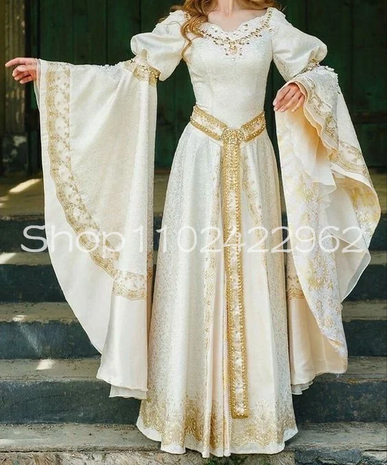 Fairy Long Sleeve Mediaeval Wedding Dresses Full Lace with Shiny Gold Applique Elven Fairy Tudors Renaissance Bridal Gowns