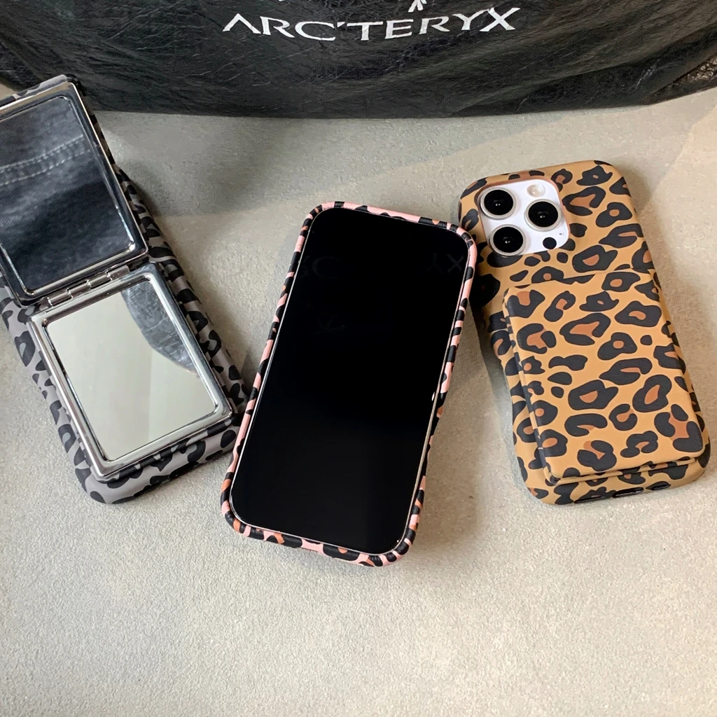 

Индивидуальное зеркало для макияжа с леопардовым принтом и полосками зебры с держателем для телефона, чехол для iPhone 17, 16, 15, 14 Pro Max