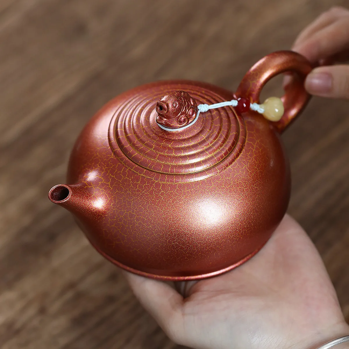 

Handmade Yixing Purple Clay Pot Famous Ore Blood Sand Baker Burning Fish Yue Longmen Household Teapot 400C