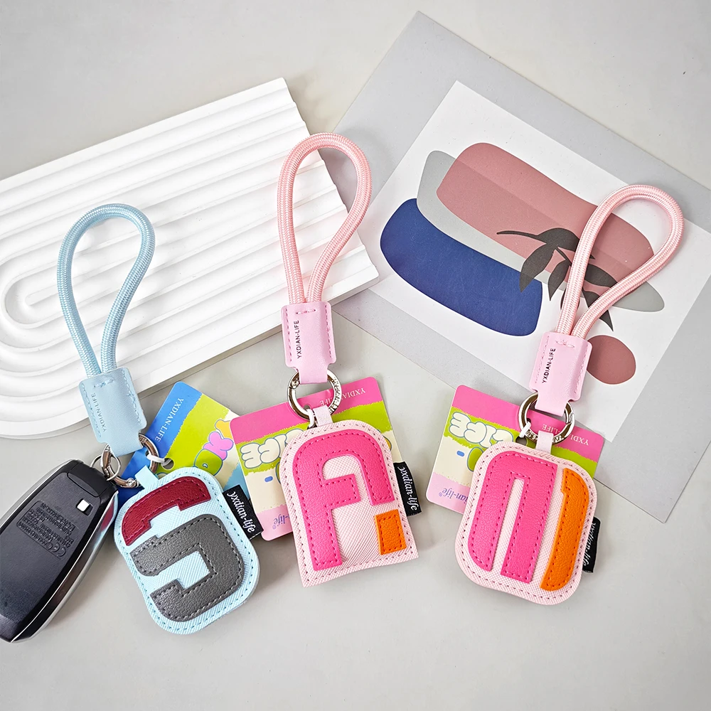 1Pcs Sweet A-Z Letter Keyrings Exquisite PU Leather Alphabet Keychain Car Key Holder Friend Gifts Souvenir Backpack Decoration