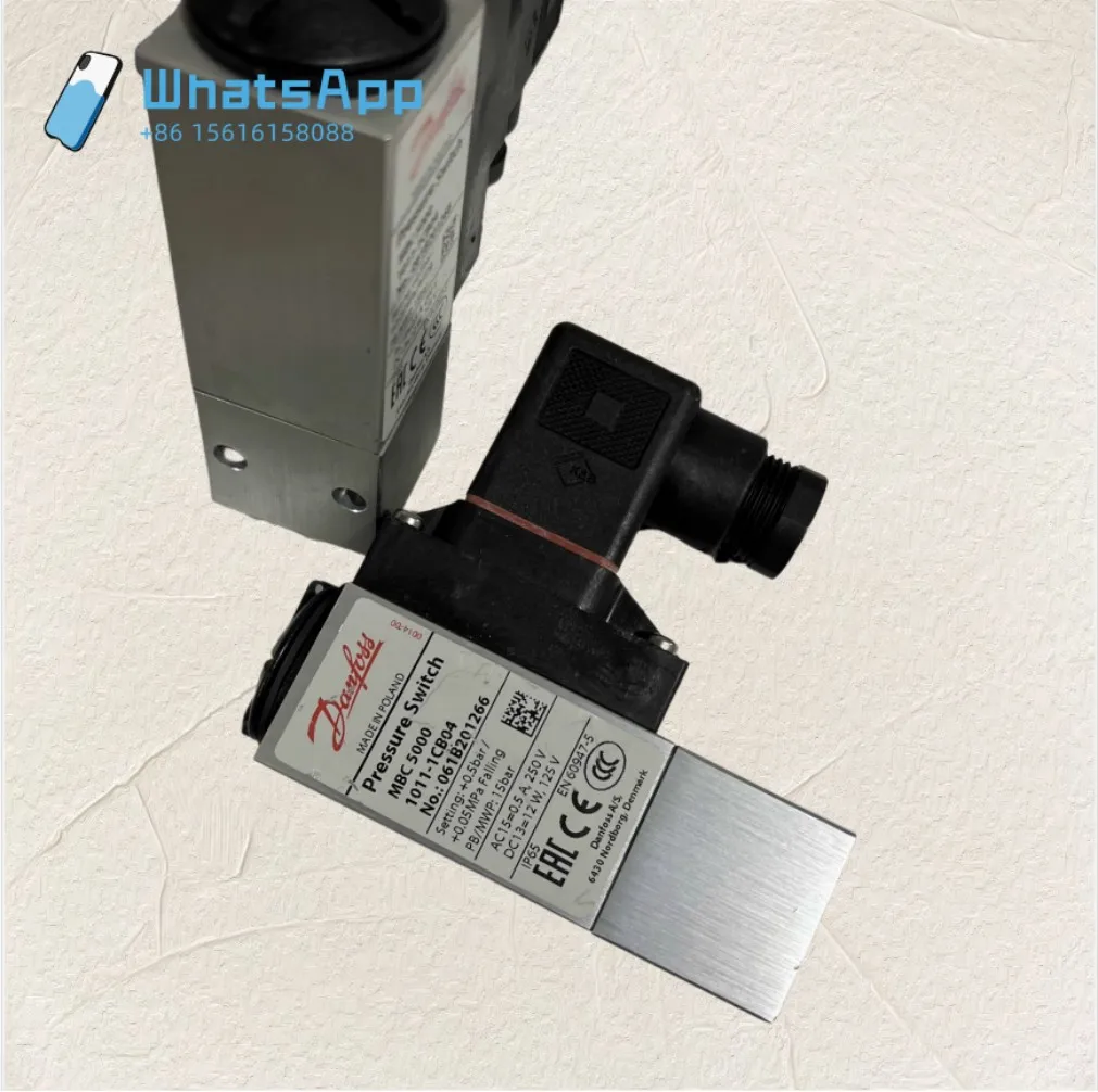 061B201266 Sensore di pressione Danfoss MBC5000 pressostato Danfoss 1011-1CB04