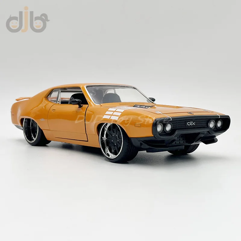 1:24 Diecast Car Model Toy PLymouth GTX Miniature Replica For Collection