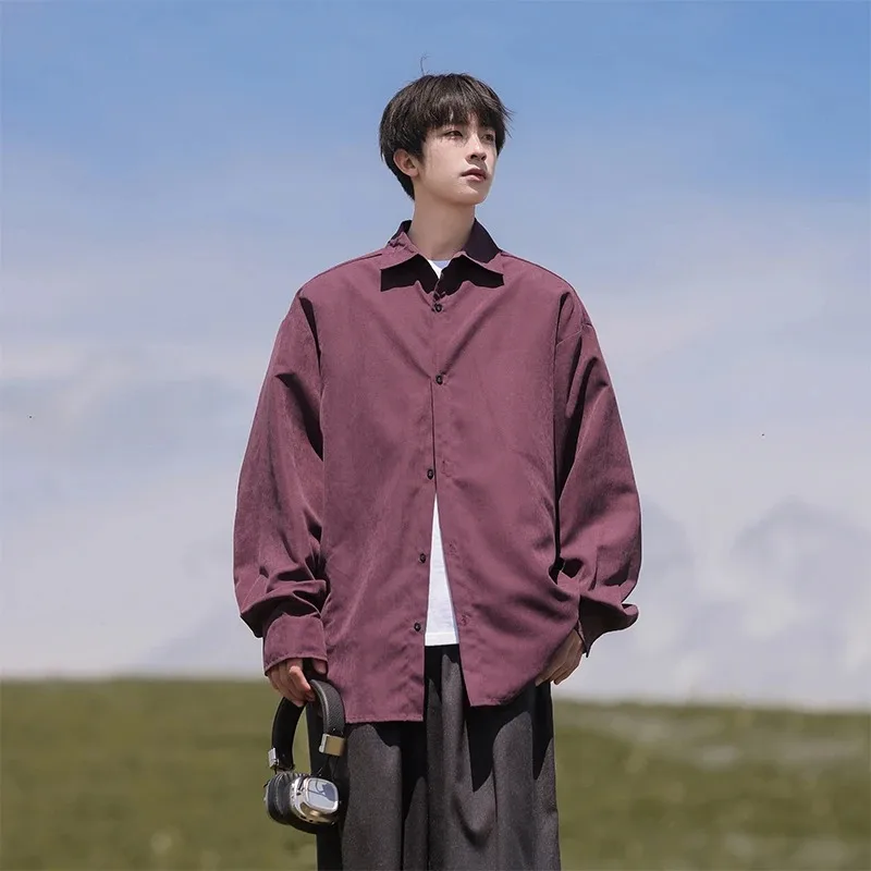 

Мужская осенняя рубашка оверсайз бордового цвета с длинным рукавом, свободного кроя, на пуговицах, повседневная